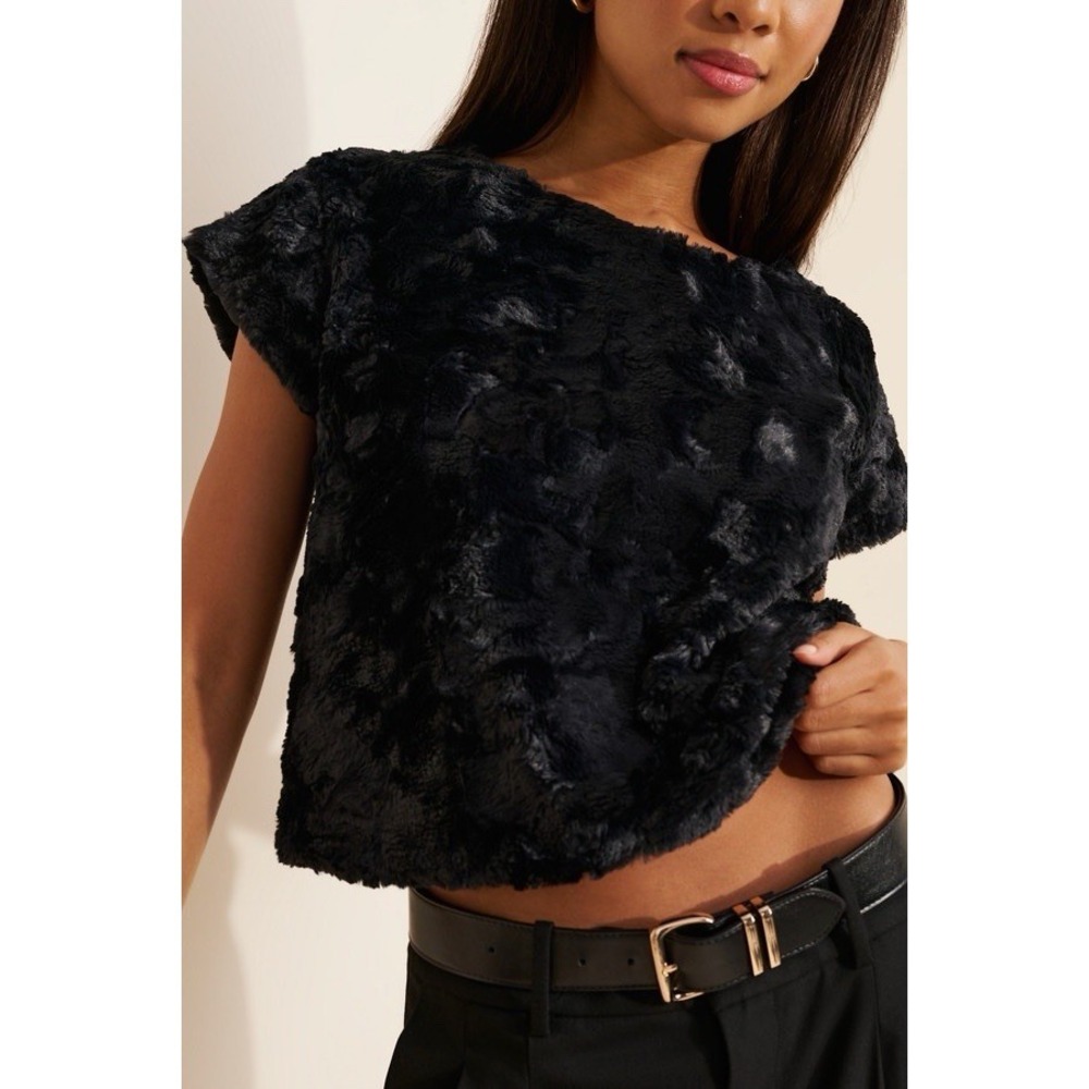 Maeve Faux Fur Black Pullover‎ T-Shirt Women's Sz S Short Sleeve Round Neck